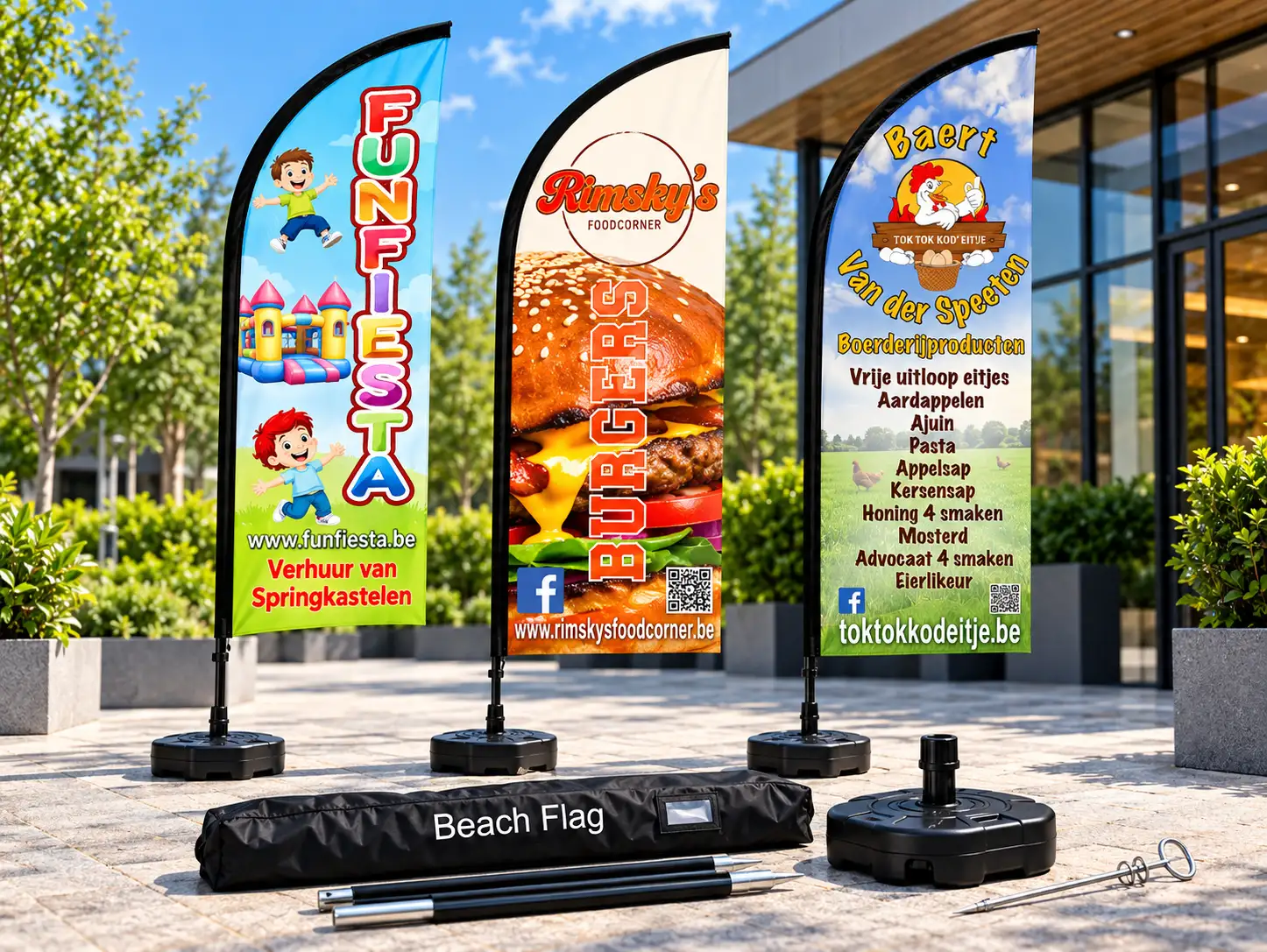 Beachflags met bedrukking voor Rimsky’s Foodcorner en Tok Tok Kod’ Eitje, gerealiseerd door All Publi Affligem